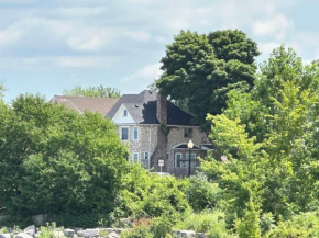Waterfront Home Windsor ,Canada